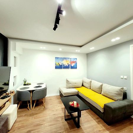 Loi Apartment Saranda Dış mekan fotoğraf