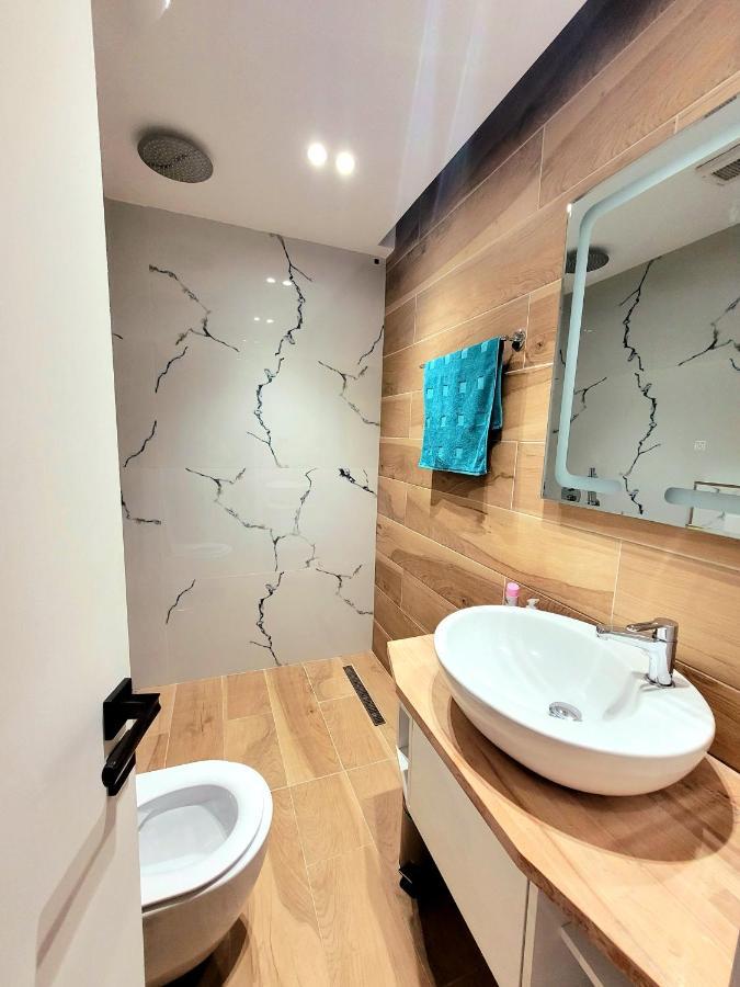 Loi Apartment Saranda Dış mekan fotoğraf