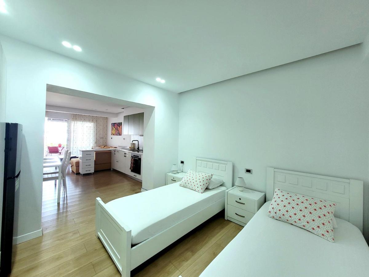 Loi Apartment Saranda Dış mekan fotoğraf