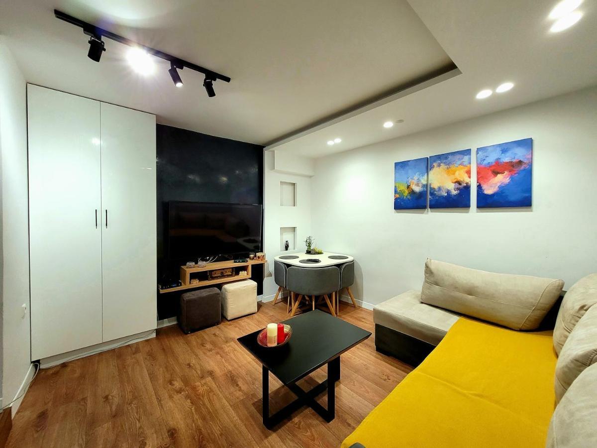 Loi Apartment Saranda Dış mekan fotoğraf