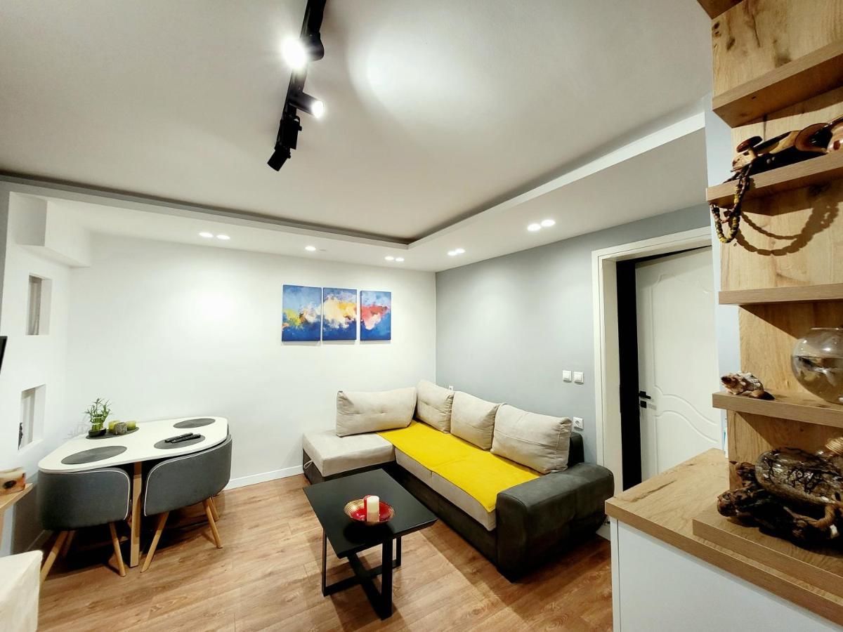 Loi Apartment Saranda Dış mekan fotoğraf