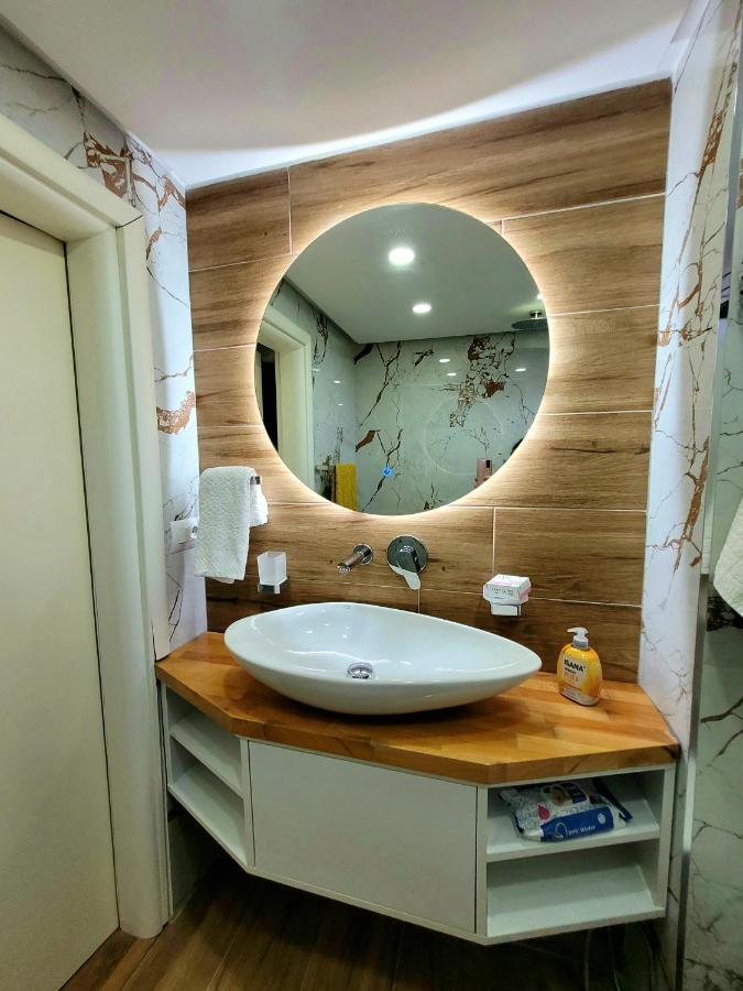 Loi Apartment Saranda Dış mekan fotoğraf